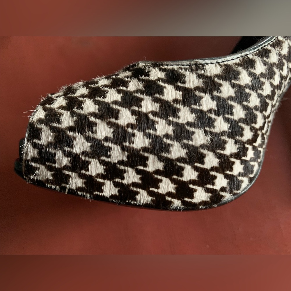 Roger Vivier Calf Hair Leather Houndstooth Stiletto Heels ๐ Hidden Platform - Picture 4 of 15